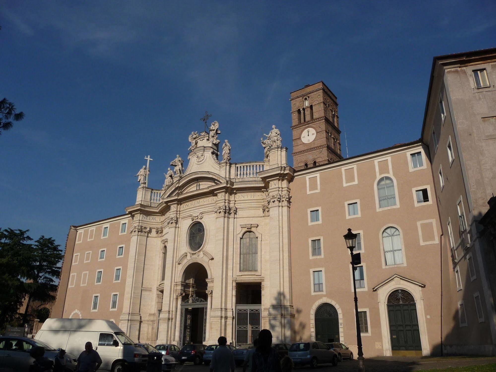 San Giovanni In Laterano Рим Екстер'єр фото