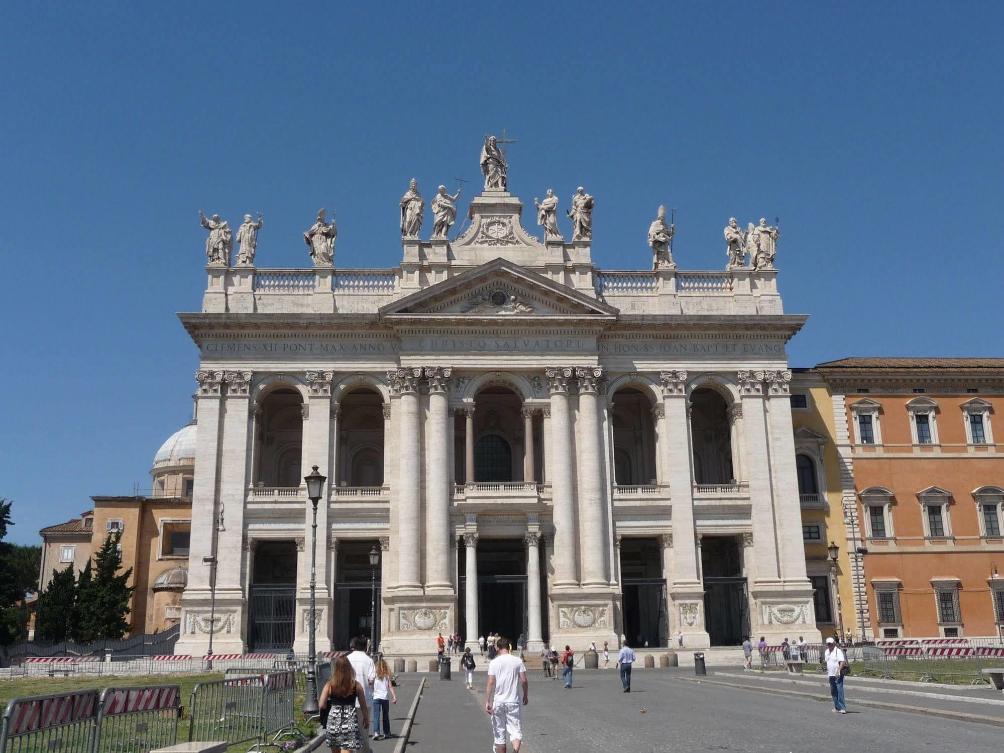 San Giovanni In Laterano Рим Екстер'єр фото